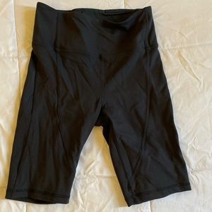 Lululemon biker shorts
